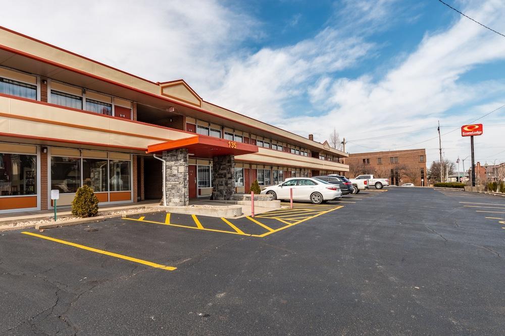 Econo Lodge Zanesville Exteriér fotografie