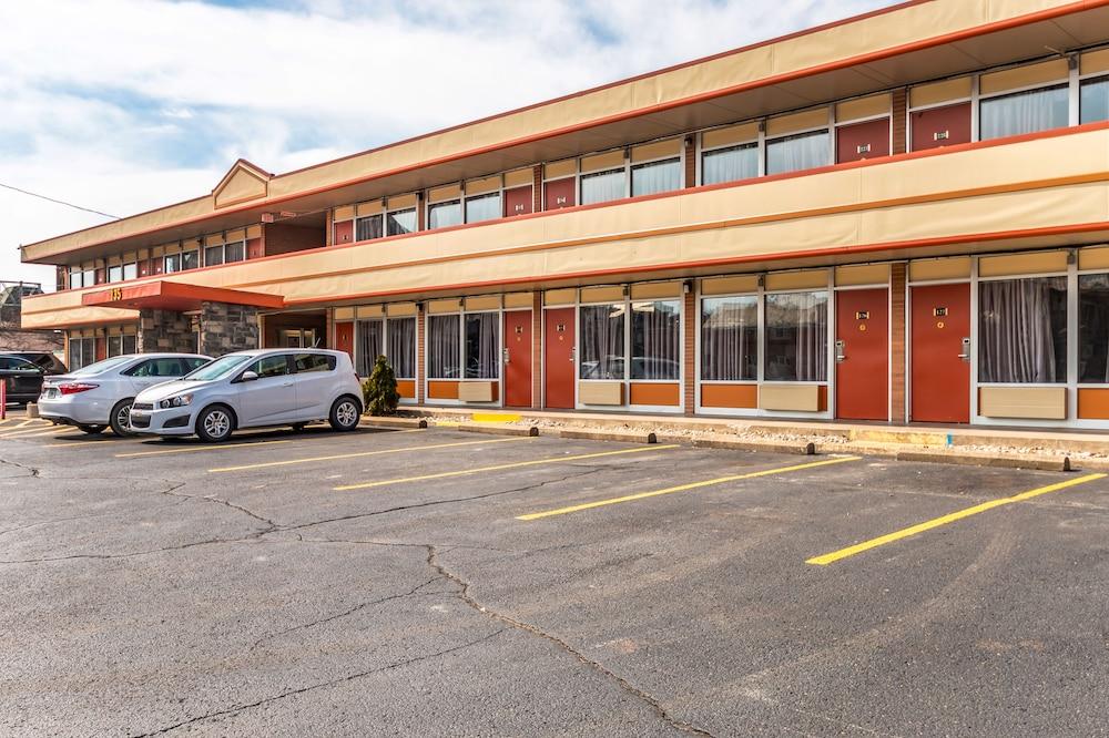 Econo Lodge Zanesville Exteriér fotografie