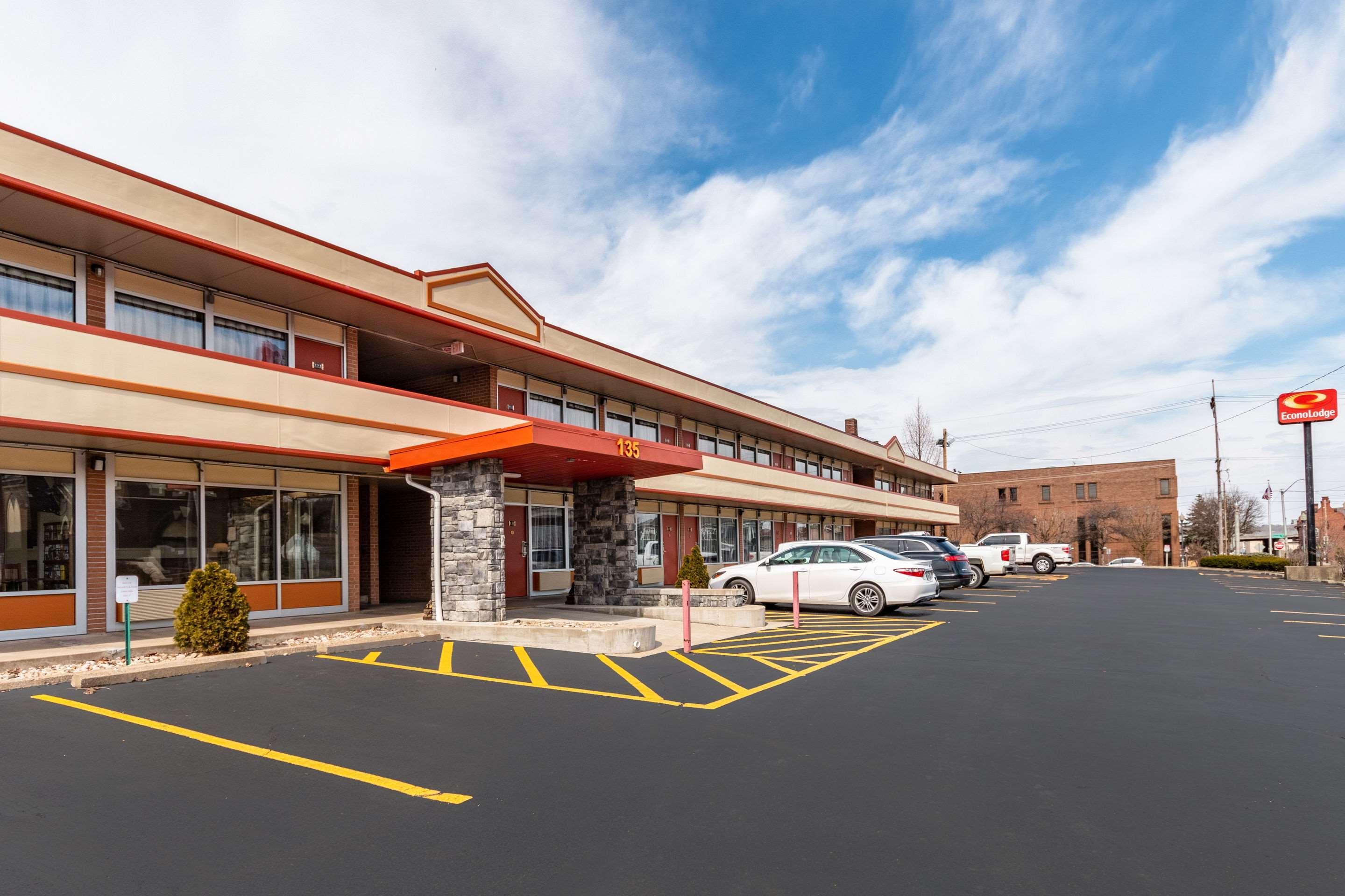 Econo Lodge Zanesville Exteriér fotografie