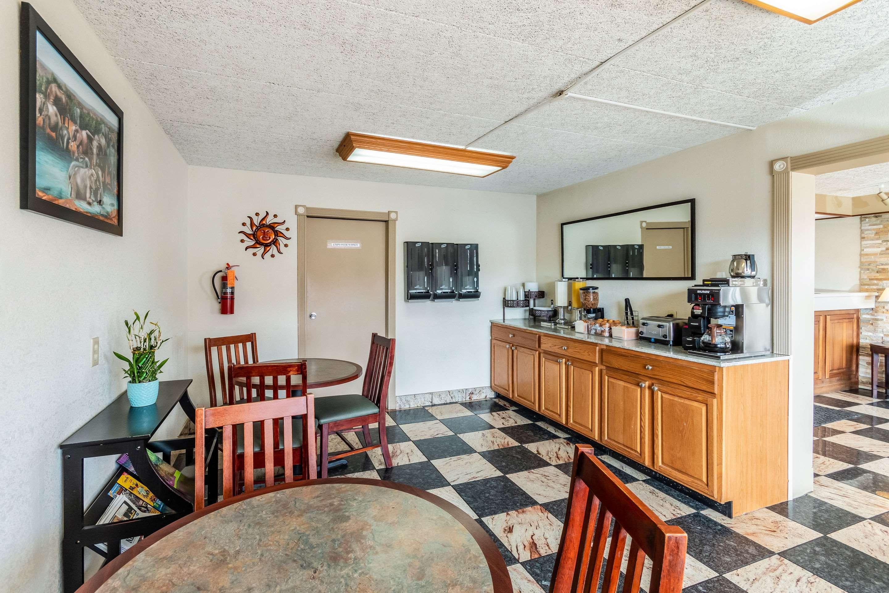 Econo Lodge Zanesville Exteriér fotografie