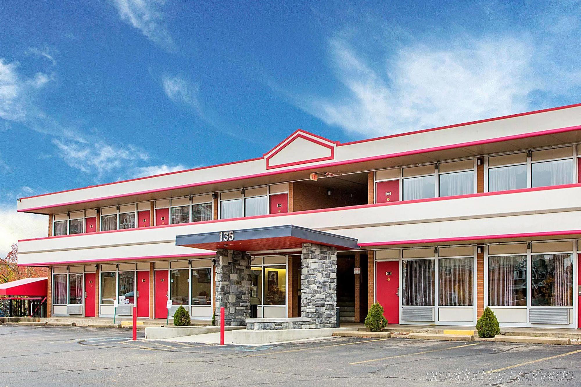 Econo Lodge Zanesville Exteriér fotografie