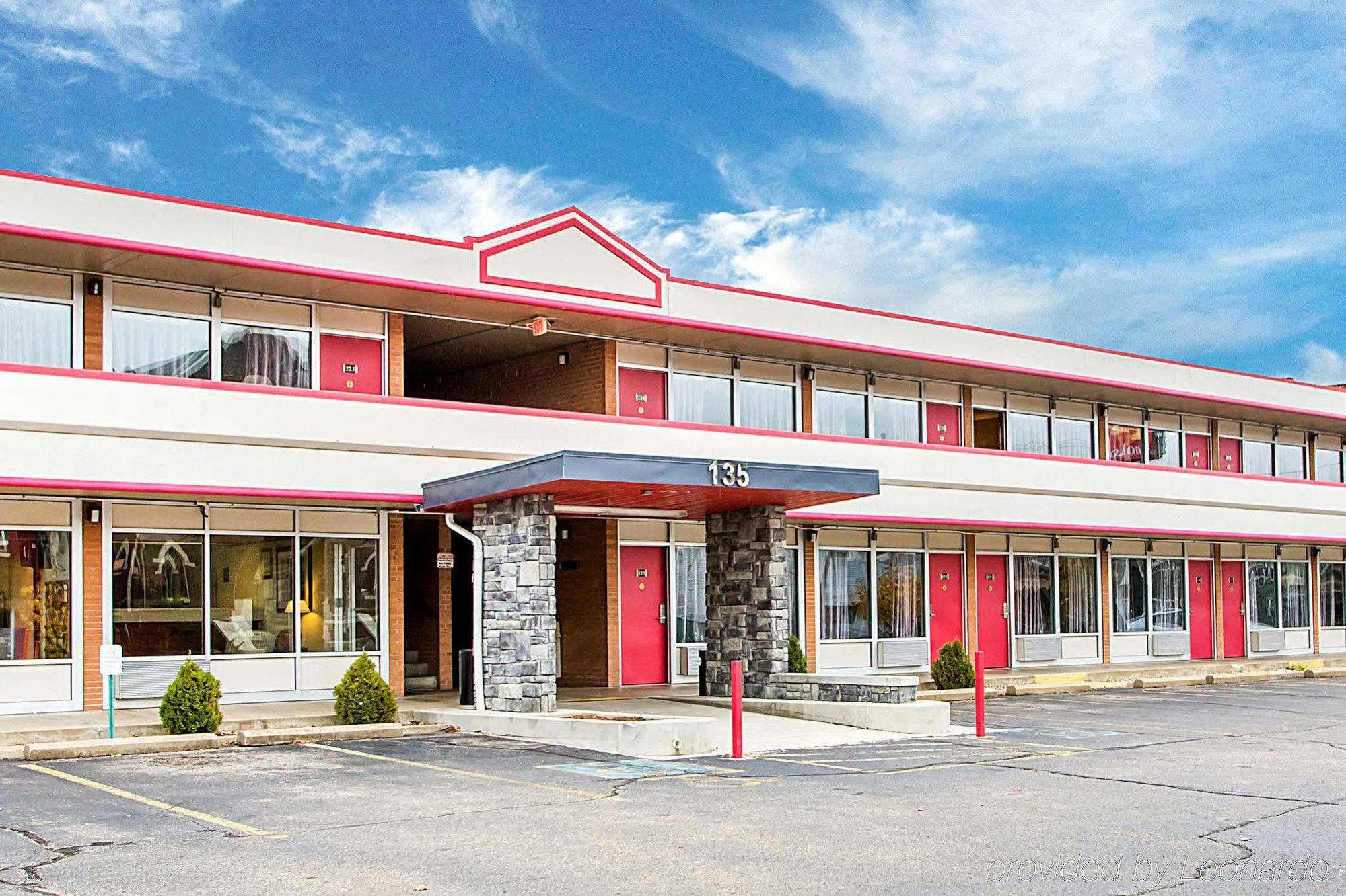 Econo Lodge Zanesville Exteriér fotografie